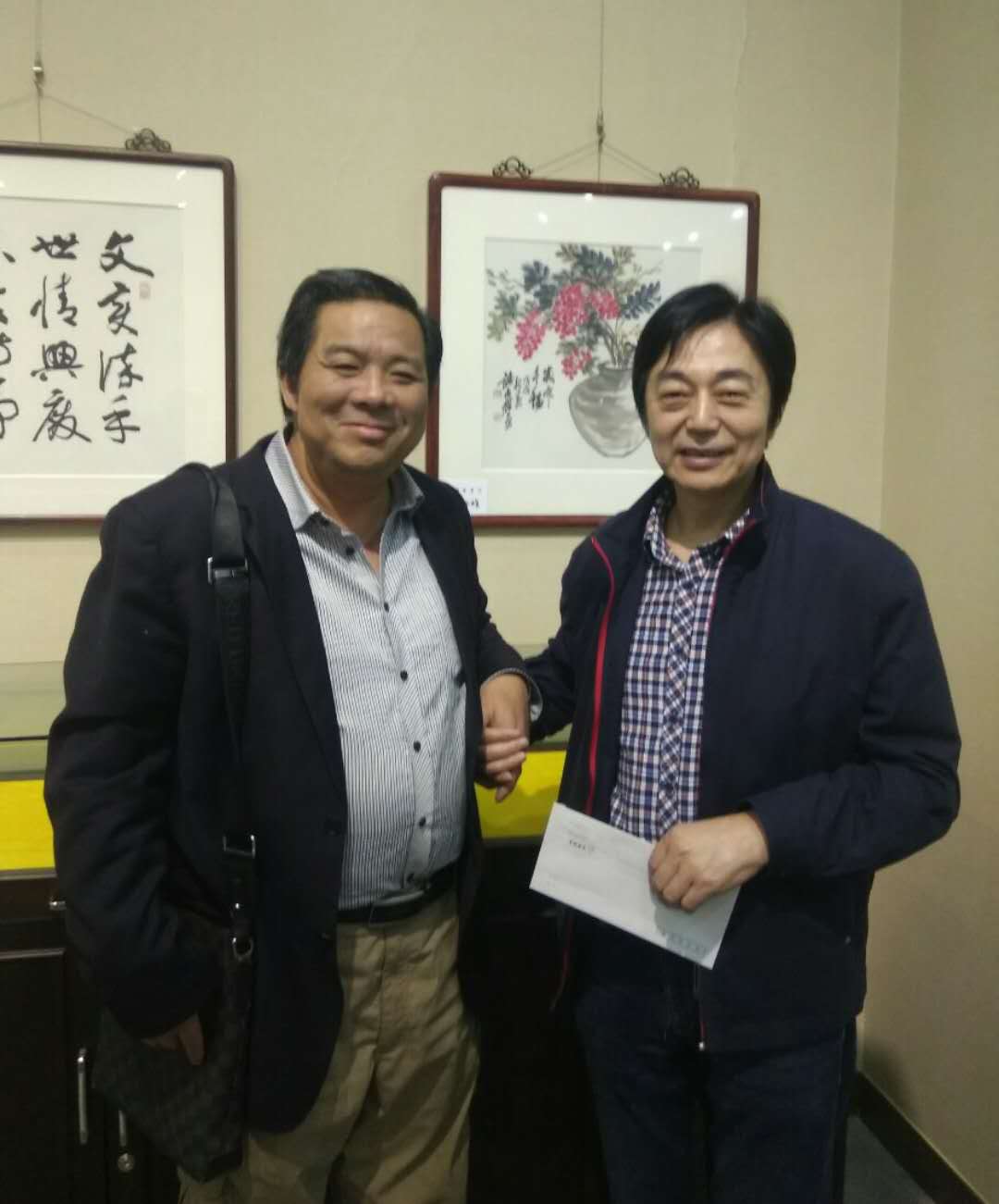 汪建忠,陈洪超和夏建峰三位画师恽莆铭,蔡育贤,杜永平和夏建峰四位